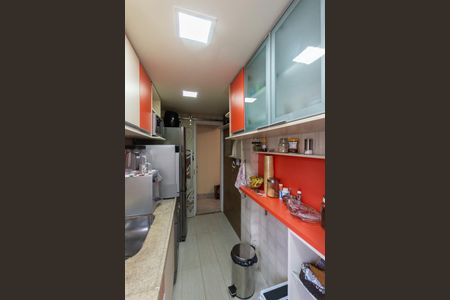 Apartamento para alugar com 70m², 2 quartos e 1 vagaCozinha e Área de Serviço