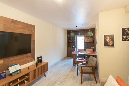 Sala de apartamento para alugar com 2 quartos, 70m² em Vila Isabel, Rio de Janeiro