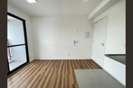 Sala de apartamento para alugar com 2 quartos, 37m² em Vila Sonia, São Paulo