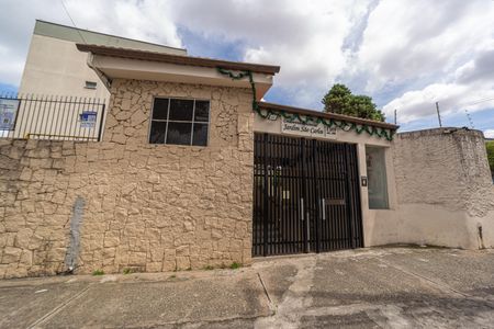 Apartamento para alugar com 65m², 2 quartos e 1 vagaFachada