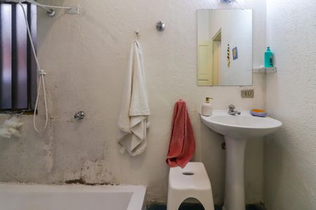 Casa à venda com 354m², 3 quartos e 1 vaga Casa à venda com 354m², 3 quartos e 1 vagaBanheiro