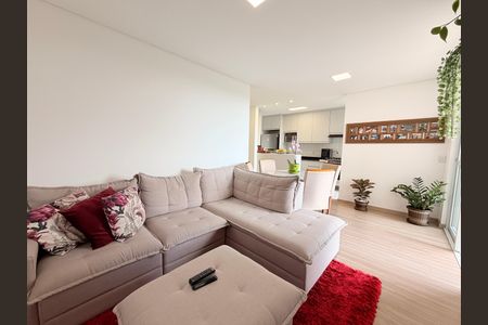 Apartamento à venda com 77m², 3 quartos e 2 vagasSala