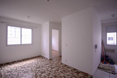 Sala de apartamento para alugar com 2 quartos, 41m² em Jardim Sao Saverio, São Paulo