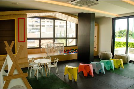 Apartamento para alugar com 98m², 3 quartos e 2 vagasÁrea comum