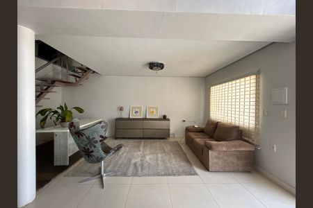 Apartamento para alugar com 80m², 1 quarto e 1 vaga