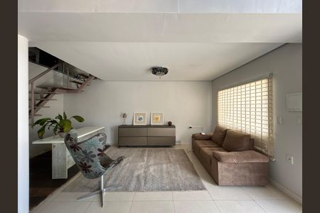 Apartamento para alugar com 80m², 1 quarto e 1 vaga