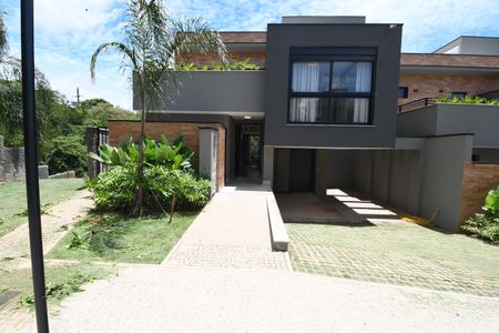 Casa de condomínio à venda com 185m², 3 quartos e 2 vagasFachada
