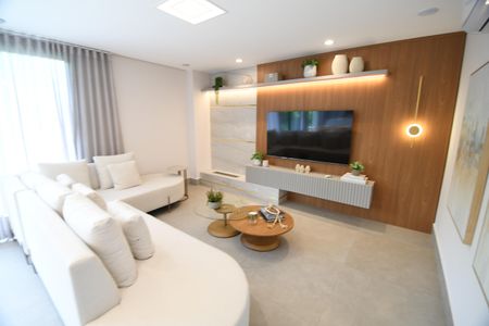 Casa de condomínio à venda com 185m², 3 quartos e 2 vagasSala