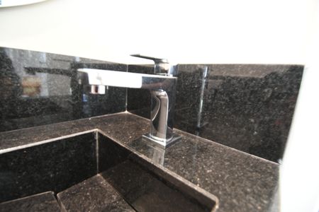 Casa de condomínio à venda com 185m², 3 quartos e 2 vagasLavabo 2