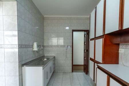 Apartamento à venda com 68m², 2 quartos e 1 vagaCozinha