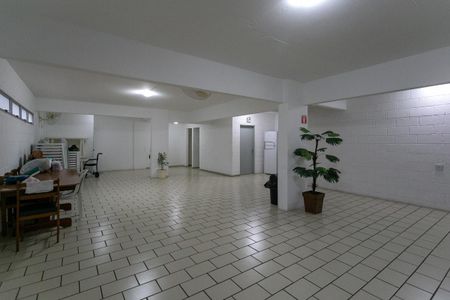 Apartamento à venda com 68m², 2 quartos e 1 vagaÁrea Comum