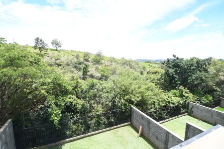 Casa de condomínio à venda com 221m², 3 quartos e 2 vagasQuarto Suíte 3 - Vista