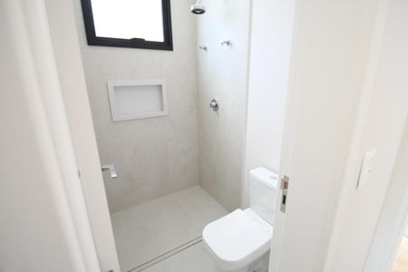 Casa de condomínio à venda com 221m², 3 quartos e 2 vagasBanheiro Suíte 1