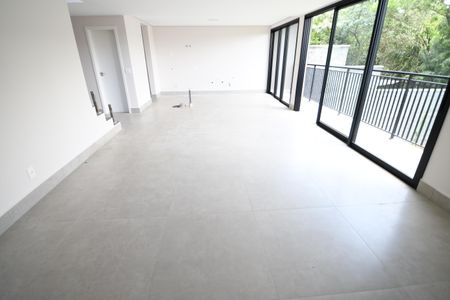 Sala de casa de condomínio à venda com 3 quartos, 221m² em Ville Sainte Hélène, Campinas