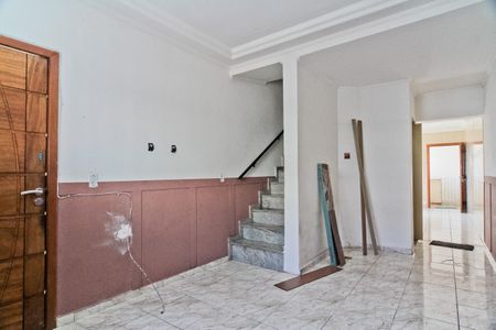 Casa à venda com 3 quartos, 164m² em Vila Pereira Cerca, São Paulo