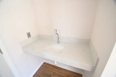 Casa de condomínio à venda com 221m², 3 quartos e 2 vagasBanheiro Suíte 1