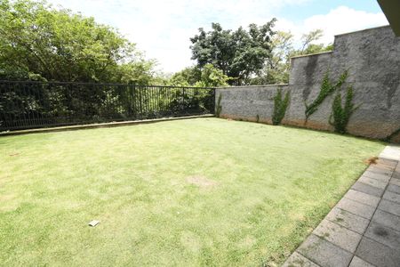 Casa de condomínio à venda com 221m², 3 quartos e 2 vagasVaranda gourmet - Vista