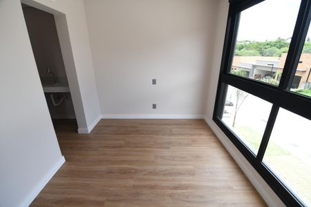 Casa de condomínio à venda com 221m², 3 quartos e 2 vagasQuarto Suíte 1 