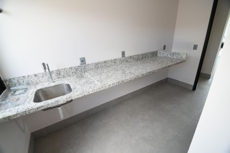 Casa de condomínio à venda com 221m², 3 quartos e 2 vagasÁrea de Serviço