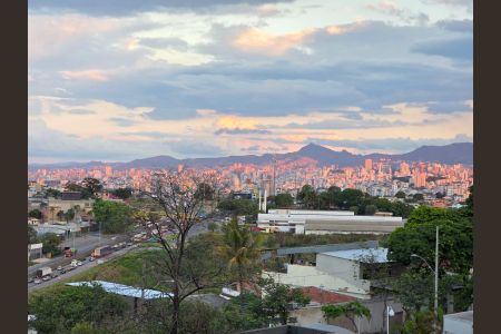 Vista do Quarto 1 de apartamento à venda com 2 quartos, 47m² em Califórnia, Belo Horizonte