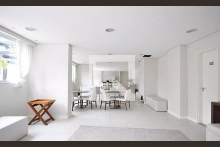 Apartamento para alugar com 67m², 2 quartos e 1 vaga Apartamento para alugar com 67m², 2 quartos e 1 vagaÁrea comum - Salão de festas