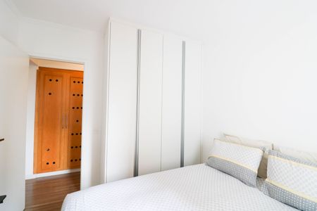 Apartamento à venda com 90m², 3 quartos e 2 vagasQuarto 1