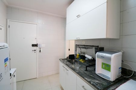 Apartamento à venda com 90m², 3 quartos e 2 vagasCozinha