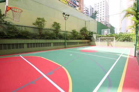 Apartamento à venda com 90m², 3 quartos e 2 vagasÁrea comum - Quadra