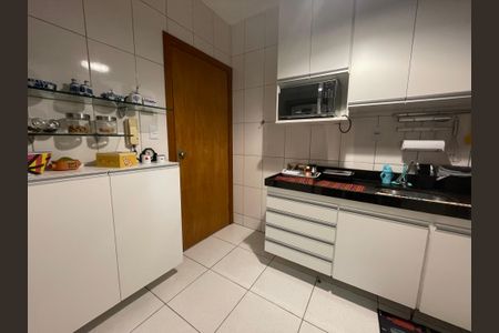 Apartamento à venda com 3 quartos, 85m² em Nova Suíça, Belo Horizonte