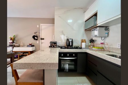 Apartamento para alugar com 68m², 2 quartos e 2 vagasCozinha