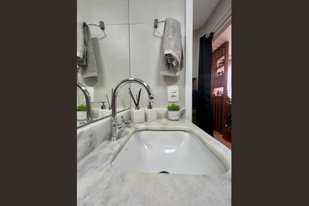 Banheiro de apartamento para alugar com 2 quartos, 68m² em Jardim Belo Horizonte, Campinas