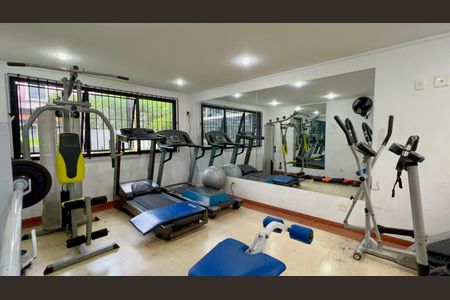 Apartamento para alugar com 39m², 1 quarto e 1 vaga Apartamento para alugar com 39m², 1 quarto e 1 vagaAcademia