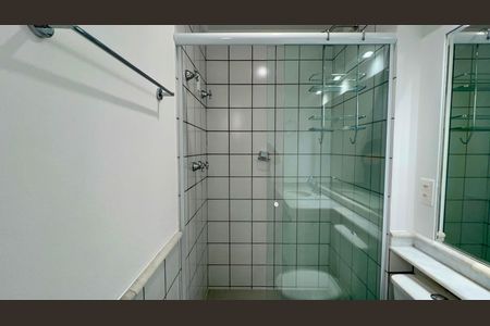 Apartamento para alugar com 39m², 1 quarto e 1 vaga Apartamento para alugar com 39m², 1 quarto e 1 vagaBanheiro da Suíte