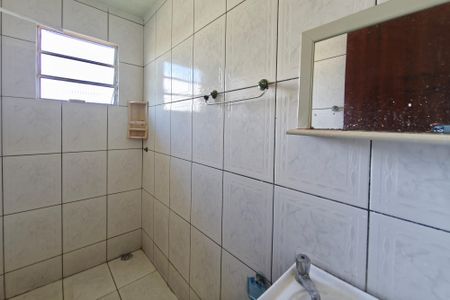 Casa à venda com 363m², 2 quartos e 4 vagasBanheiro 2