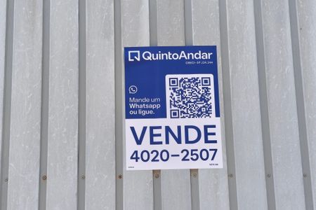Casa à venda com 363m², 2 quartos e 4 vagasPLACA INSTALADA NA FACHADA