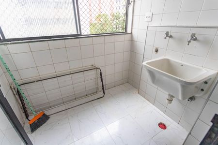 Apartamento à venda com 67m², 3 quartos e 1 vagaÁrea de serviço 