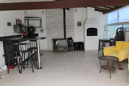 Apartamento à venda com 254m², 4 quartos e 2 vagas