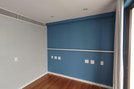 Apartamento à venda com 81m², 2 quartos e 2 vagas Apartamento à venda com 81m², 2 quartos e 2 vagasQuarto 2