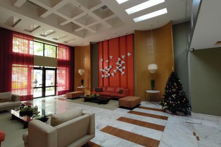 Apartamento à venda com 81m², 2 quartos e 2 vagas Apartamento à venda com 81m², 2 quartos e 2 vagasFachada e portaria