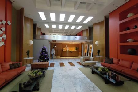 Apartamento à venda com 81m², 2 quartos e 2 vagas Apartamento à venda com 81m², 2 quartos e 2 vagasFachada e portaria