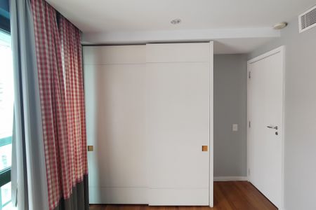 Apartamento à venda com 81m², 2 quartos e 2 vagas Apartamento à venda com 81m², 2 quartos e 2 vagasQuarto 2