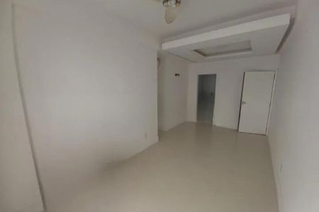 Apartamento à venda com 74m², 3 quartos e 2 vagas