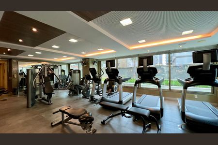 Apartamento à venda com 351m², 4 quartos e 5 vagas Apartamento à venda com 351m², 4 quartos e 5 vagasAcademia