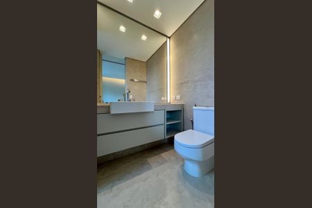 Apartamento à venda com 351m², 4 quartos e 5 vagas Apartamento à venda com 351m², 4 quartos e 5 vagasbanho