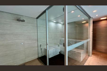 Apartamento à venda com 351m², 4 quartos e 5 vagas Apartamento à venda com 351m², 4 quartos e 5 vagasSaúna