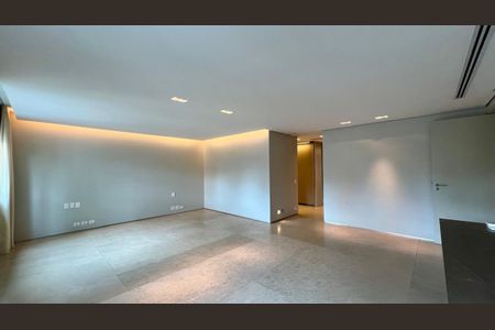 Apartamento à venda com 351m², 4 quartos e 5 vagas Apartamento à venda com 351m², 4 quartos e 5 vagasquarto