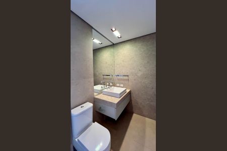 Apartamento à venda com 351m², 4 quartos e 5 vagas Apartamento à venda com 351m², 4 quartos e 5 vagasbanho