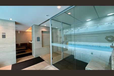 Apartamento à venda com 351m², 4 quartos e 5 vagas Apartamento à venda com 351m², 4 quartos e 5 vagasSaúna