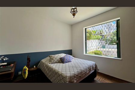 Casa à venda com 161m², 3 quartos e 2 vagasquarto 