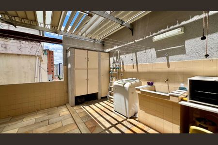 Casa à venda com 161m², 3 quartos e 2 vagasárea de